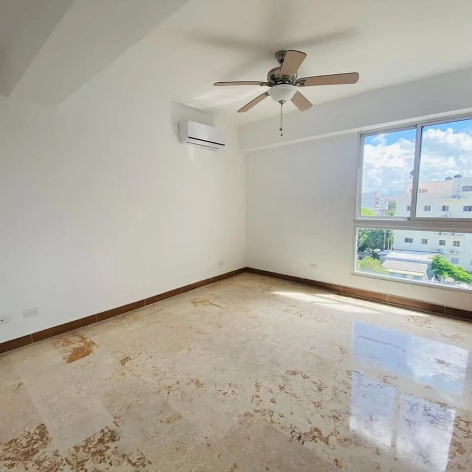 Apartamento en torre moderna en Mirador Sur · Fotografía 4