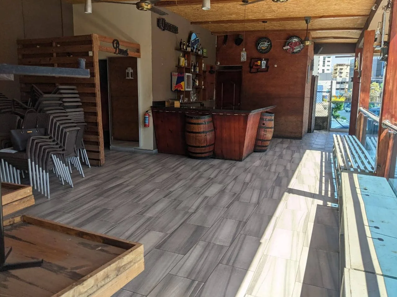 Local comercial equipado para bar en Naco · Fotografía 2