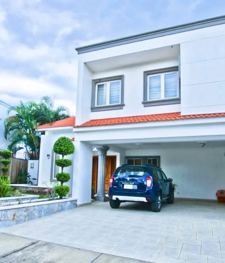 Casa en residencial privado en Santiago · Fotografía 2