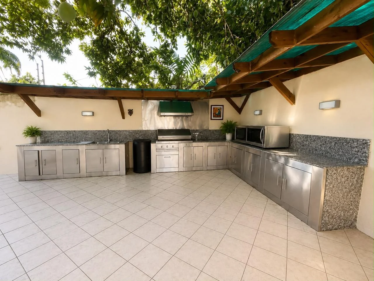Casa con piscina en Arroyo Hondo Viejo · Fotografía 5