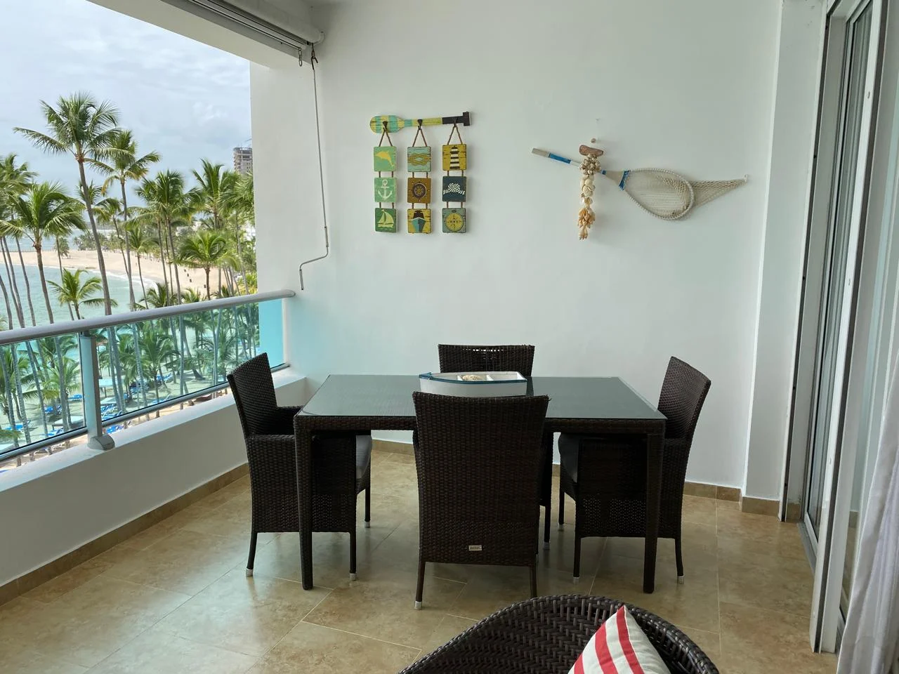 Apartamento de dos habitaciones en Marbella, quinto nivel · Fotografía 2