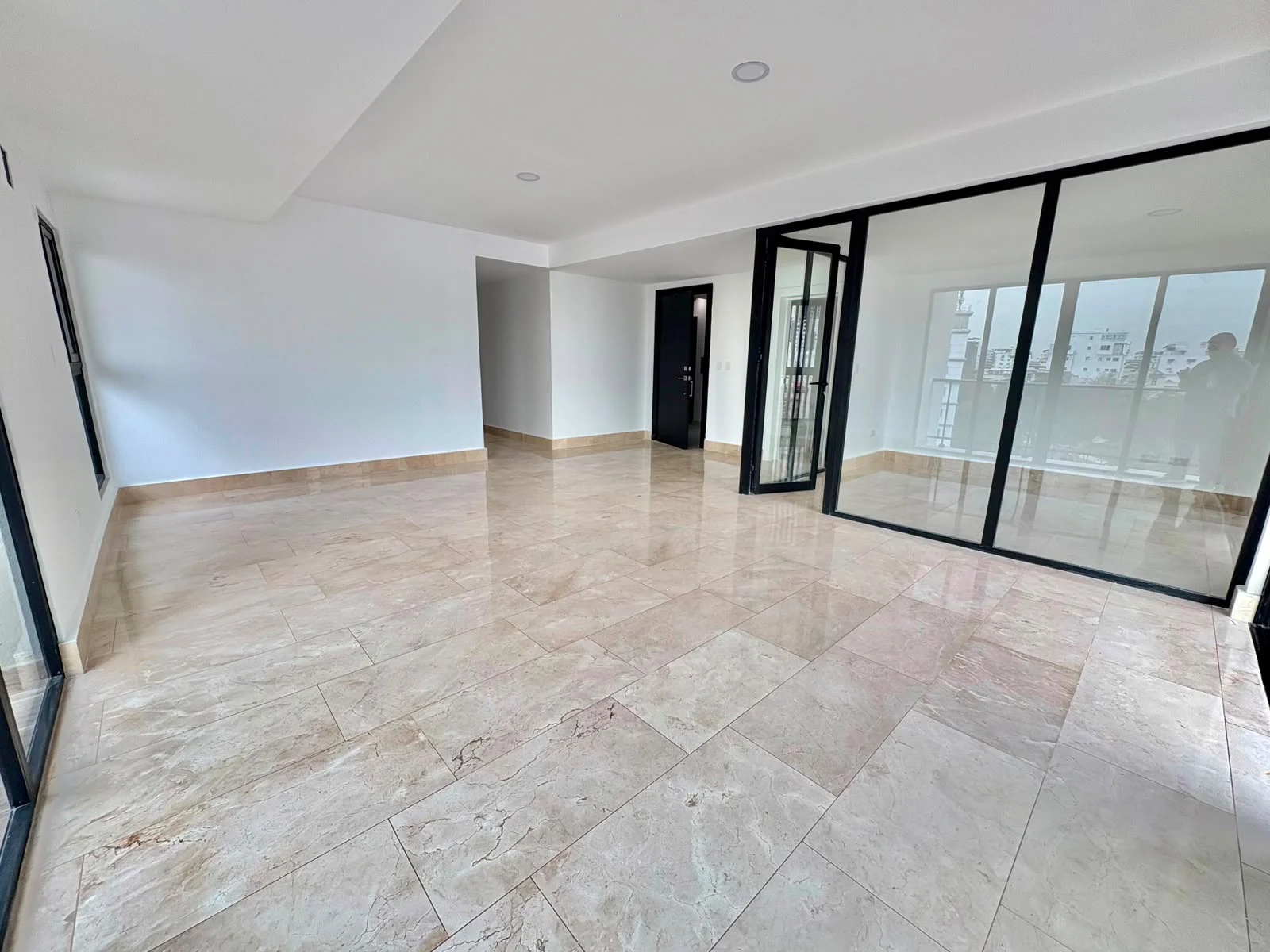 Apartamento nuevo en Mirador Sur, piso 6 · Fotografía 3