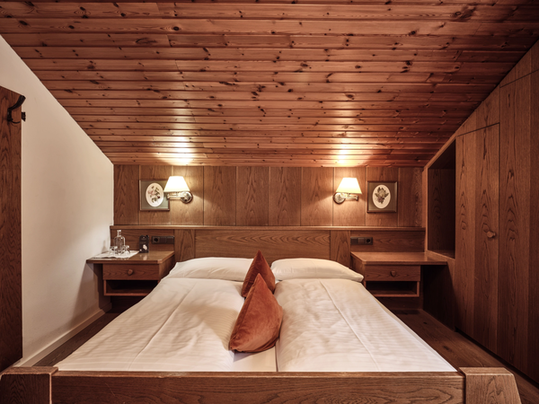 Camera doppia Standard – Hotel Fines Funes