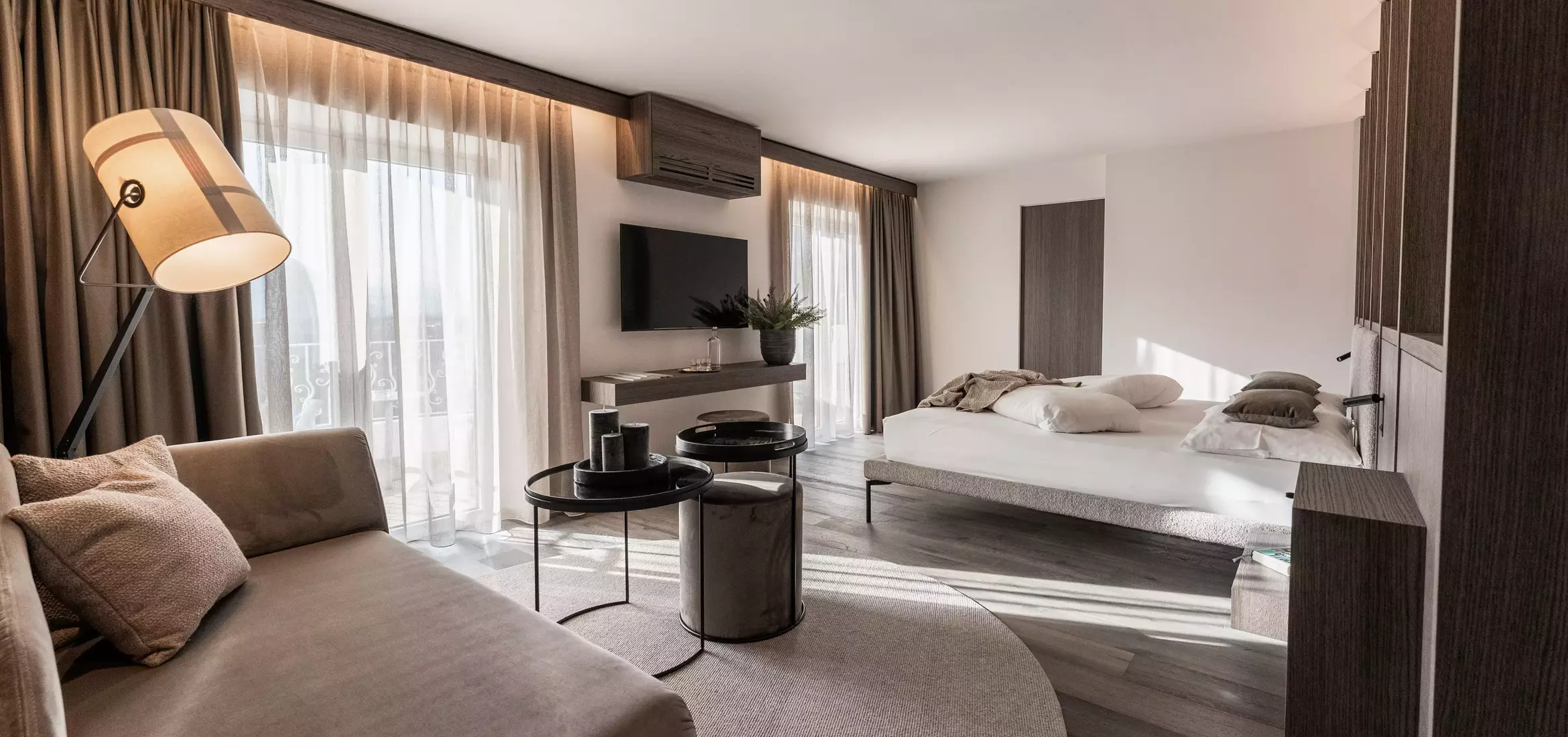 Mandarin Junior Suite