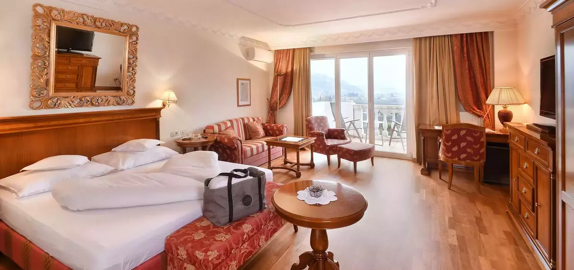 Lavendel Romantic Suite – Hotel Maria Theresia Algund