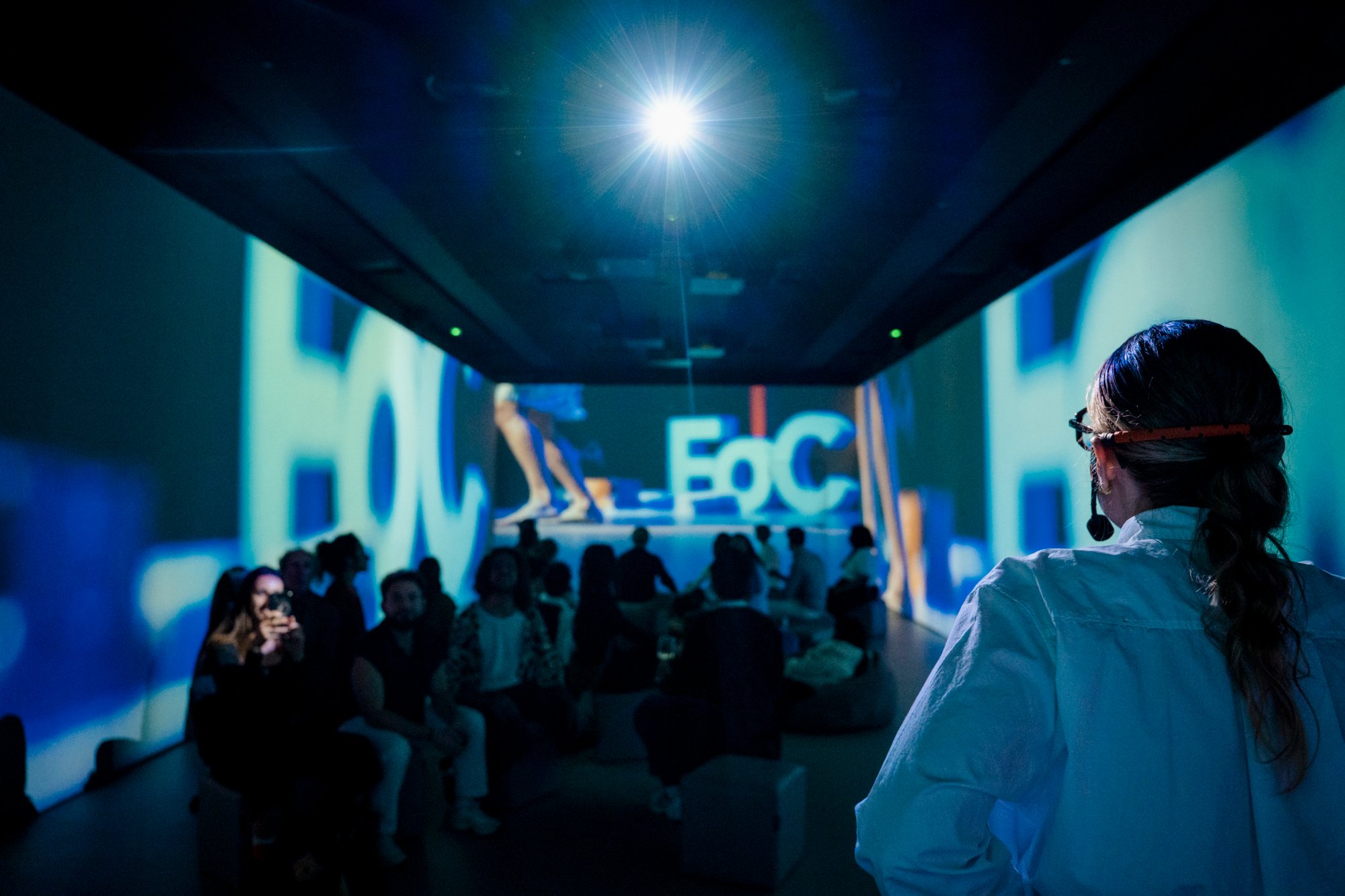 corporate team building wellness experience Barcelona immersive studio