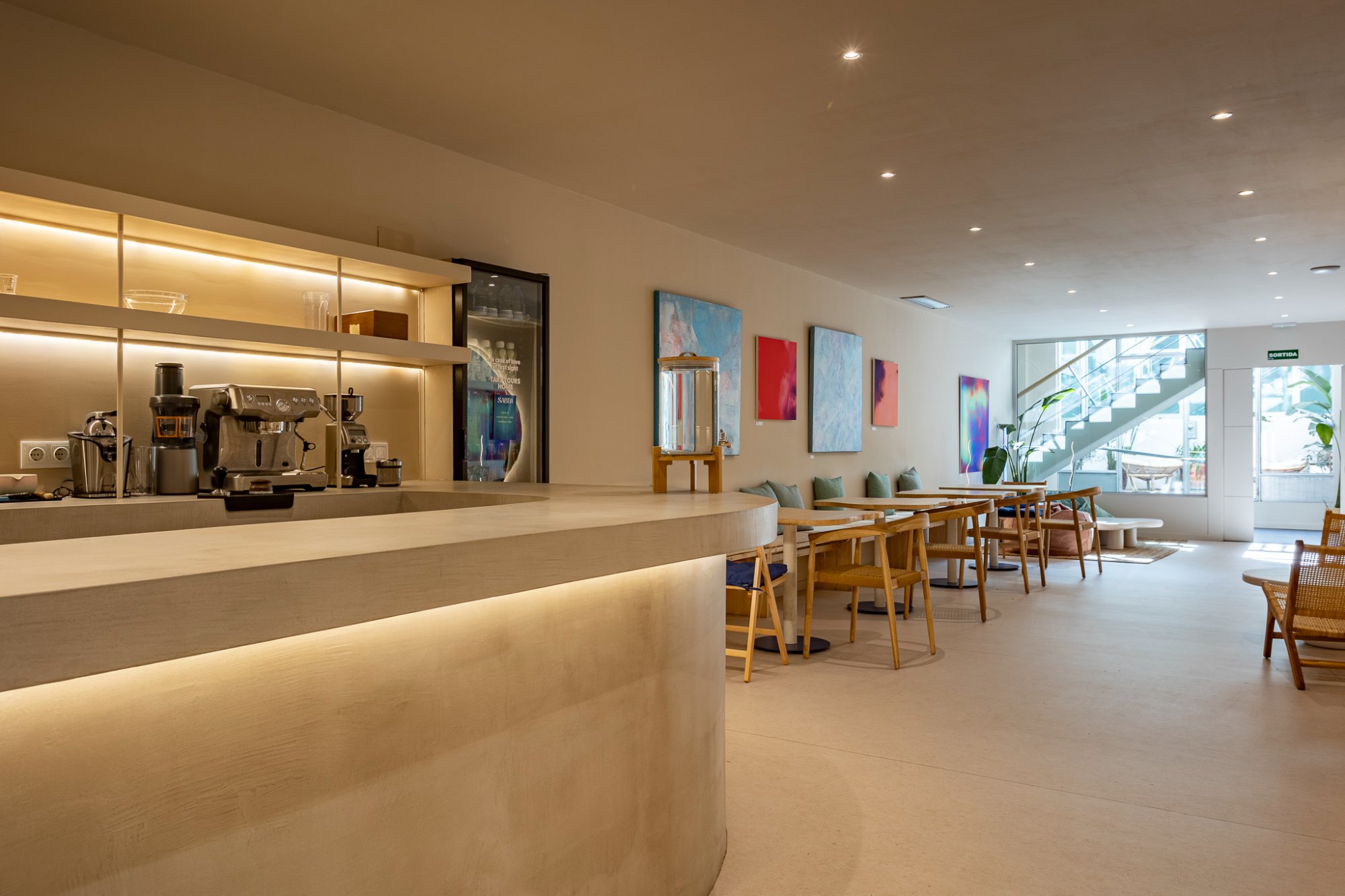 Zona de café y lounge de SABDA