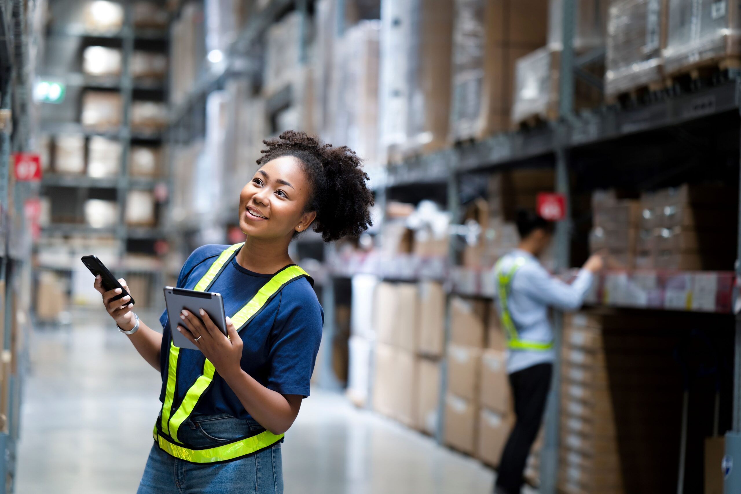 Auxiliar de estoque: Tudo o que você precisa saber