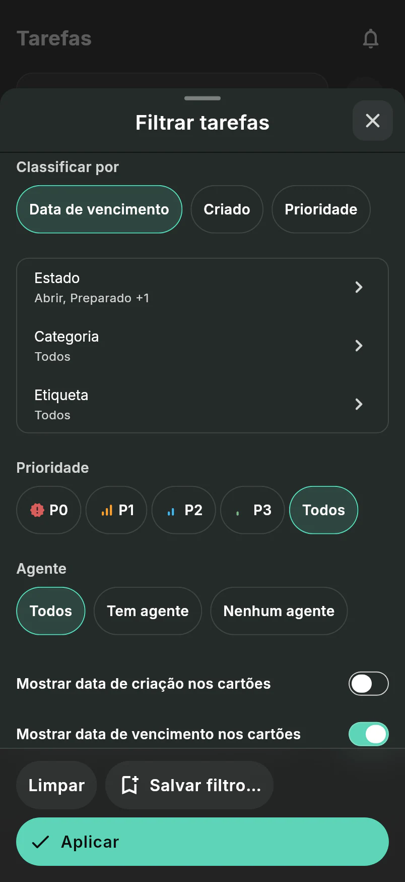 Painel de filtros de tarefas com controles de ordenação, status, prioridade, categoria e rótulo
