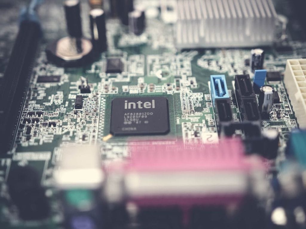 Israel Hibahkan $3,2 Miliar Untuk Pabrik Chip Milik Intel Senilai $25 Miliar