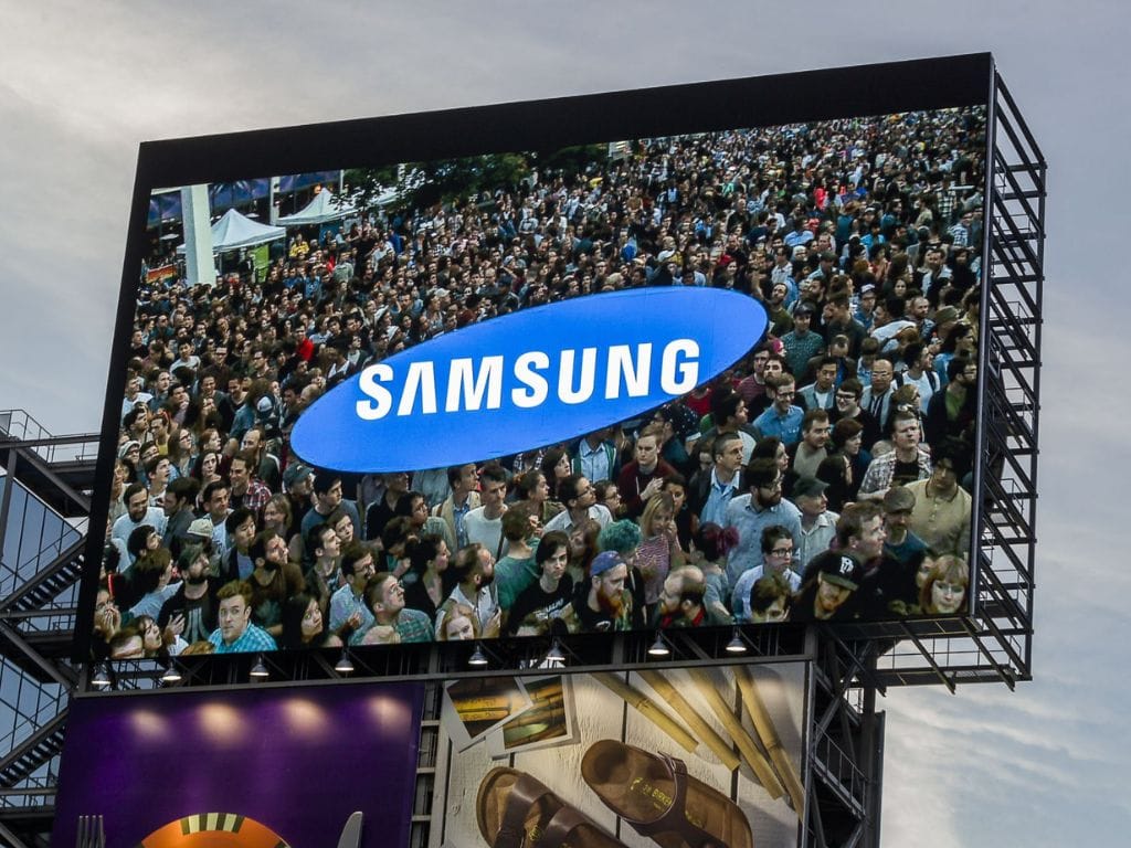 Samsung Kenalkan Layar Transparan MicroLED Pada CES 2024