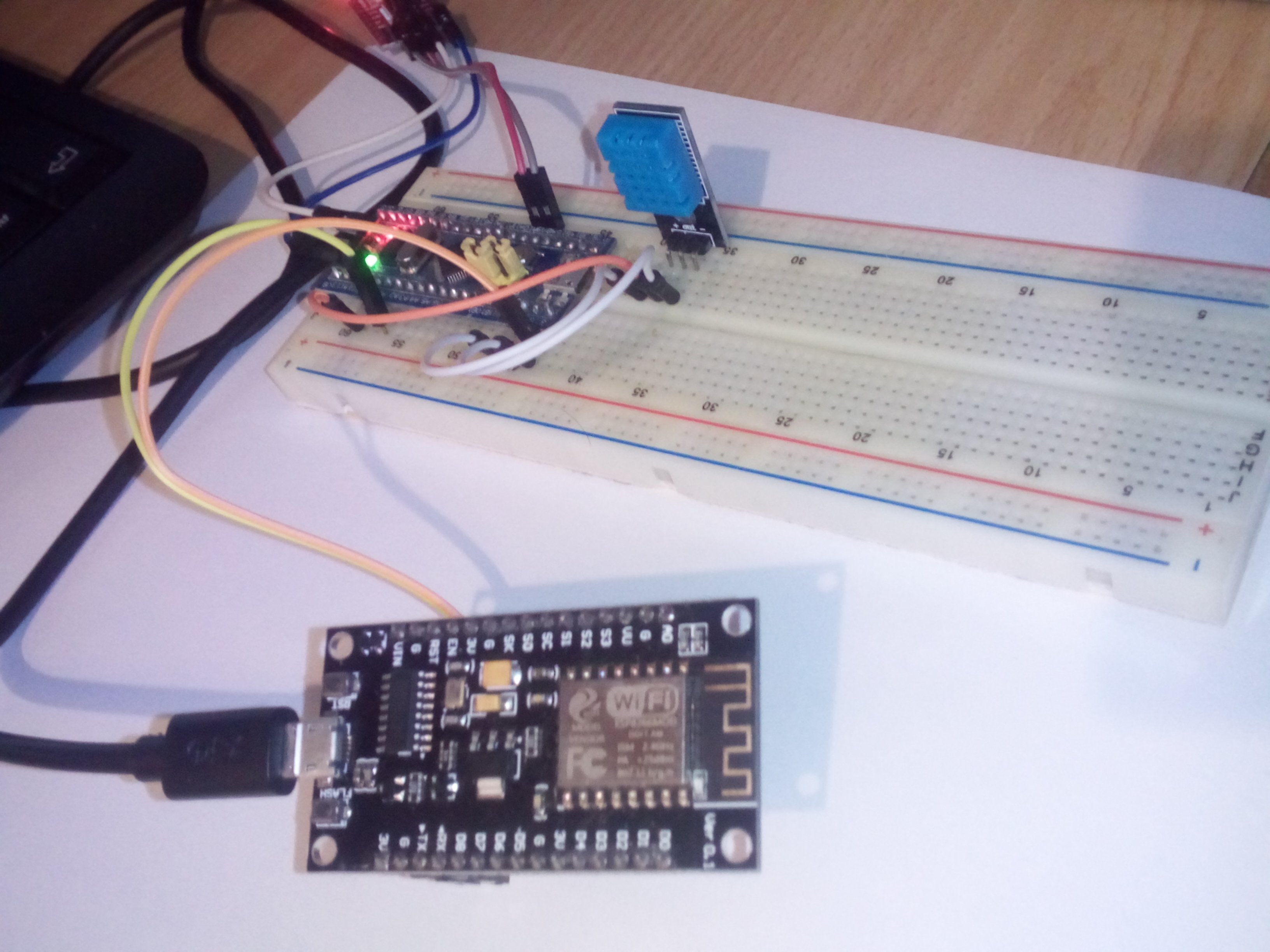 Pio Stm32 With Esp8266 Dht11