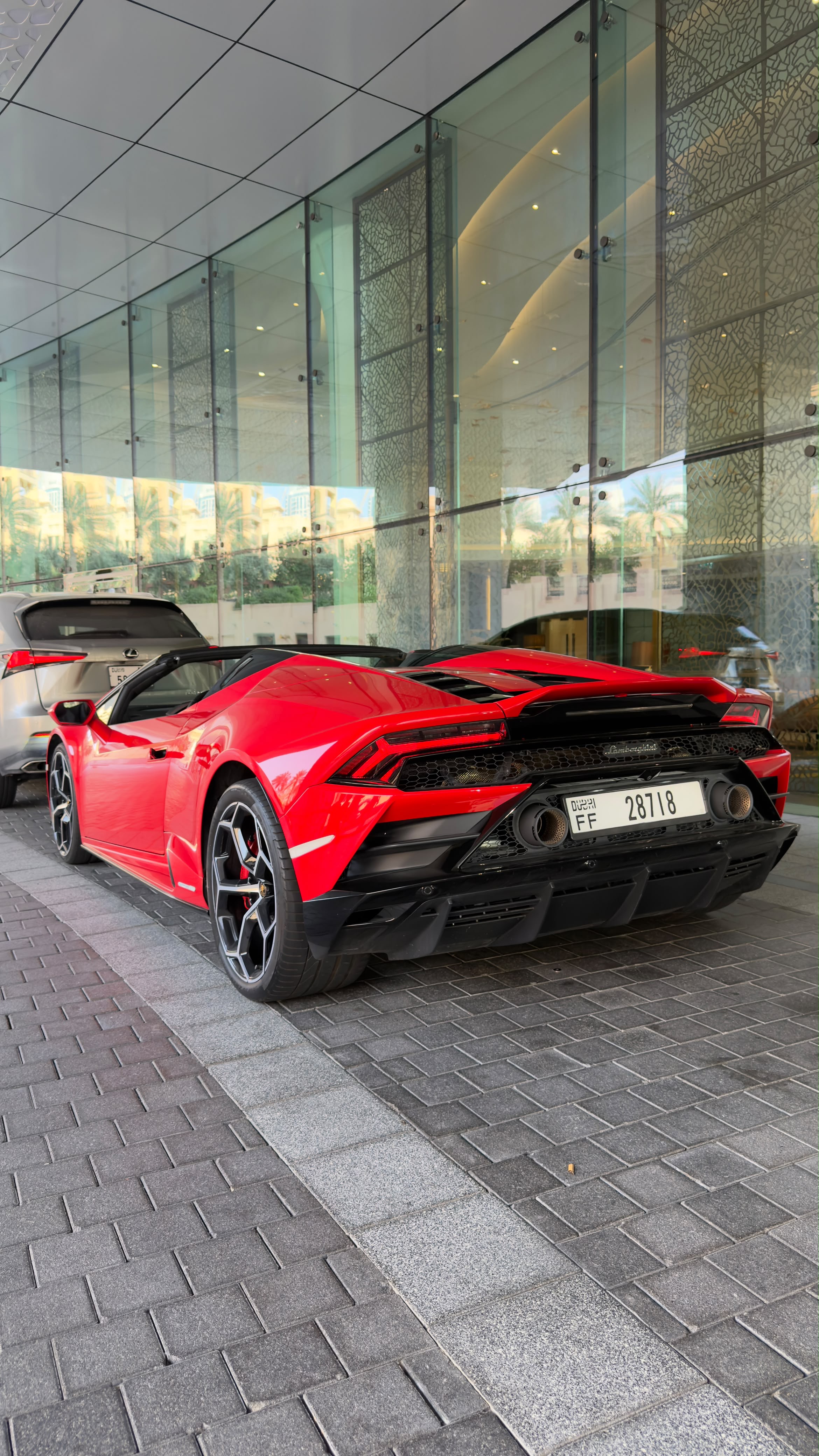 Lamborghini Huracan Evo Spyder — photo 4
