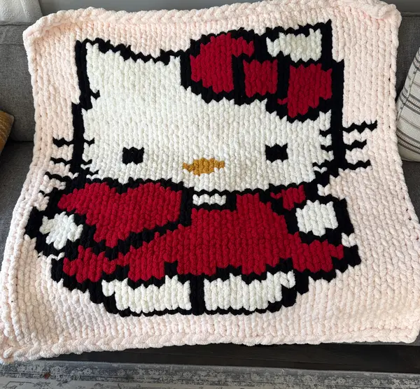 Hello kitty medium blanket