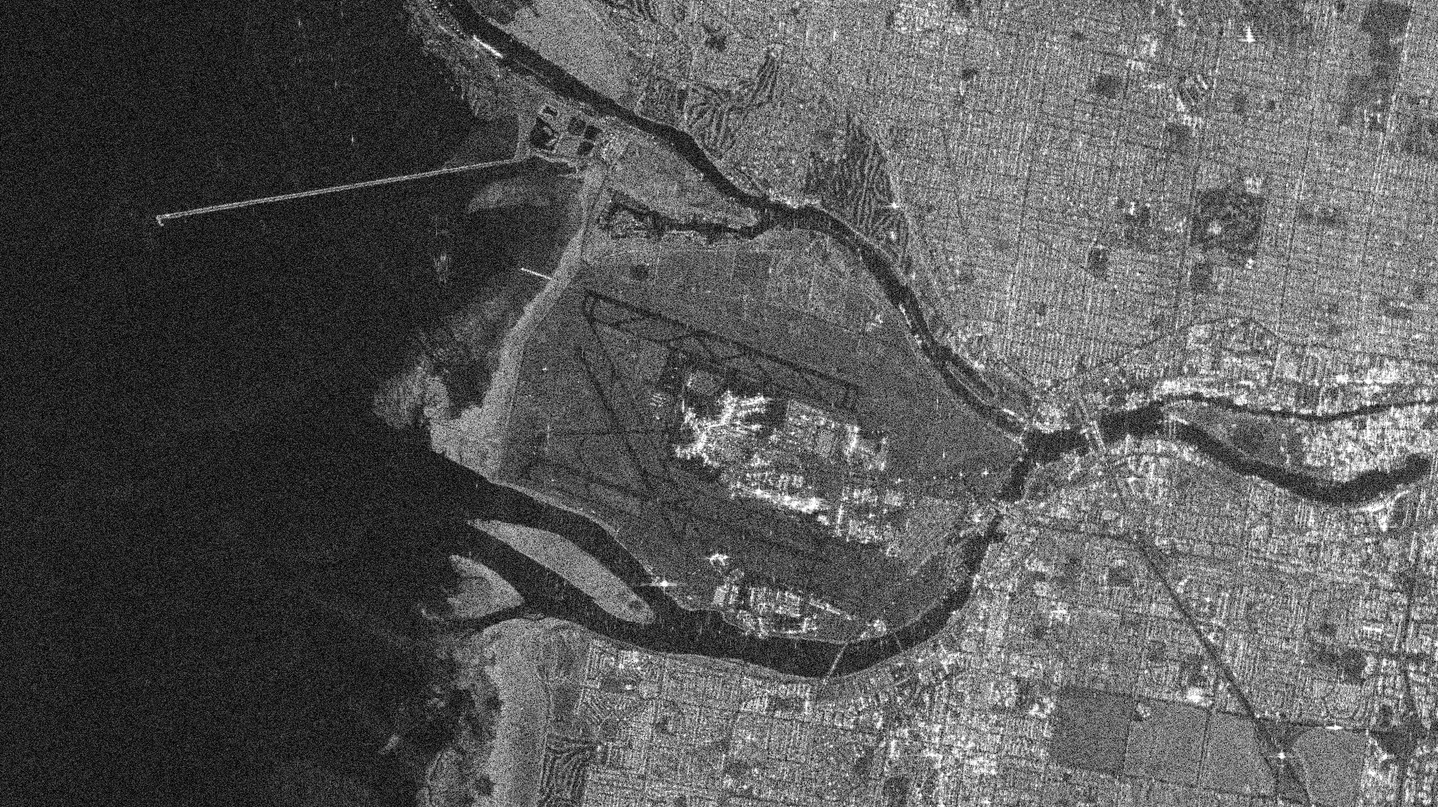 Imaging result of Chirp Scaling Algorithm (Vancouver Airport).