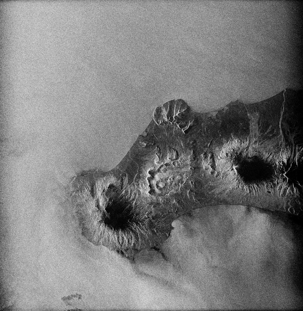 Multiple look (4) imaging result of ERS SAR product (E2_84690_STD_L0_F137) using ChirpScaling Algorithm