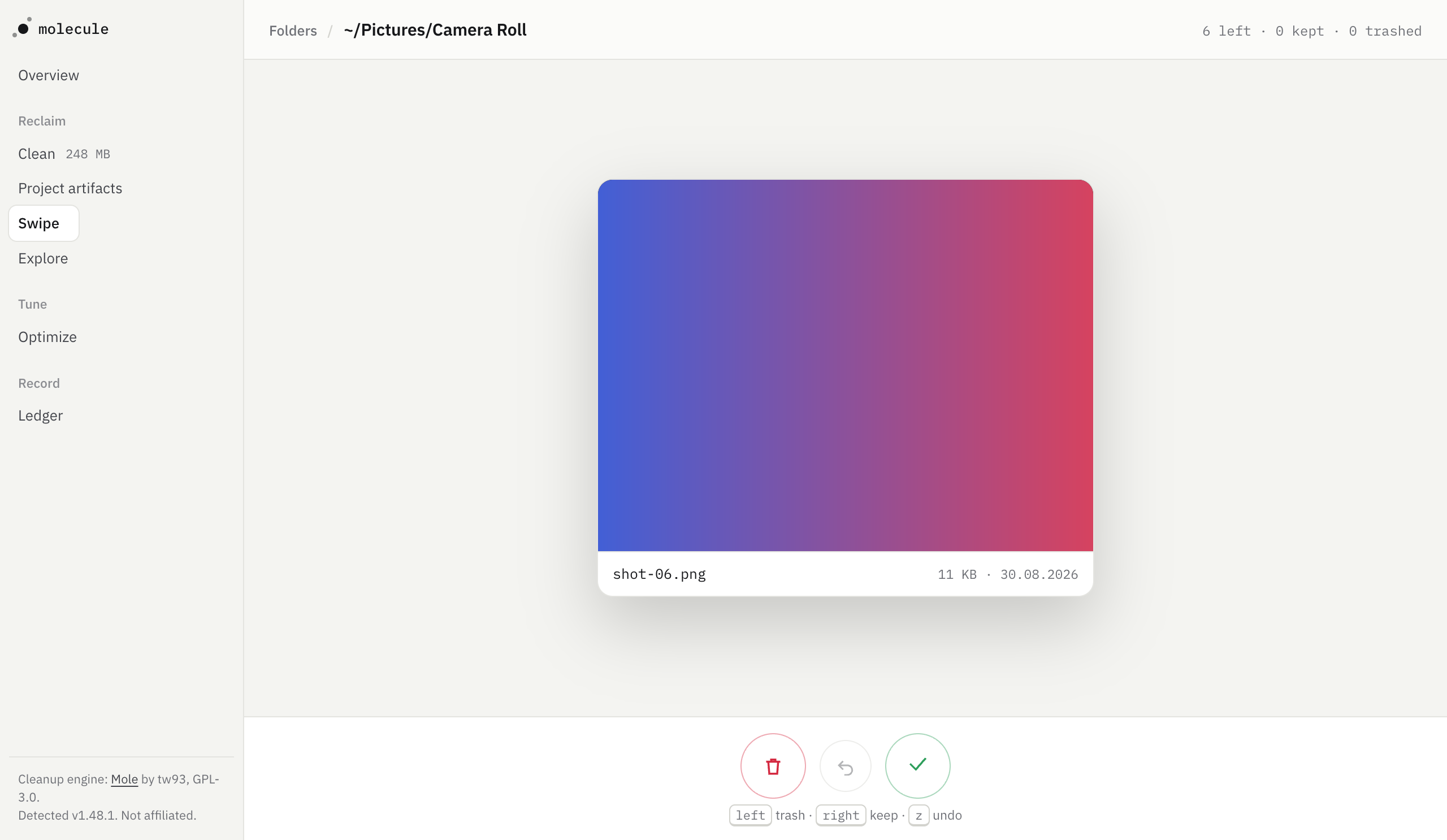 Swipe: one photo at a time, right keeps and left trashes