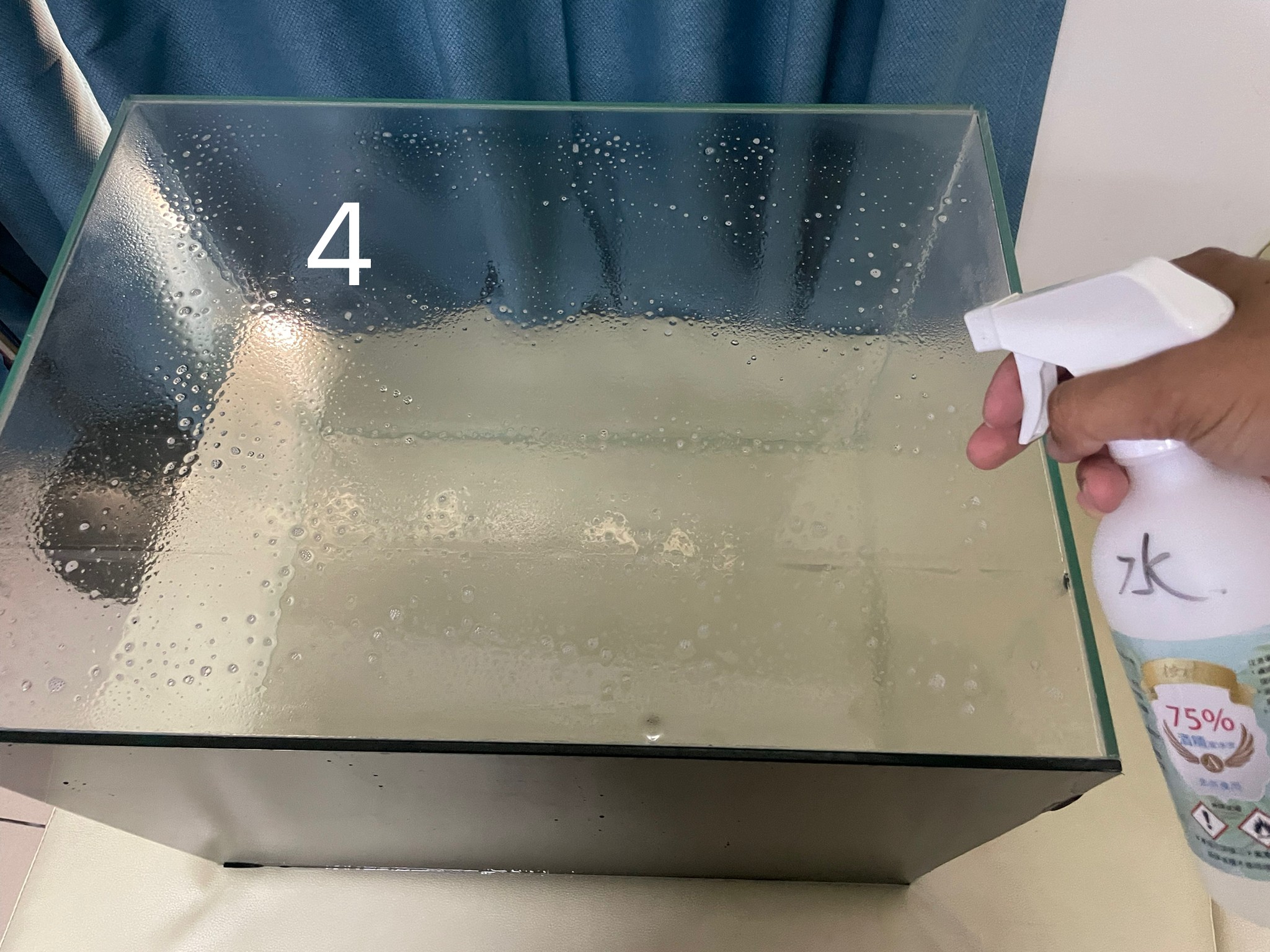 步驟5 貼上貼紙