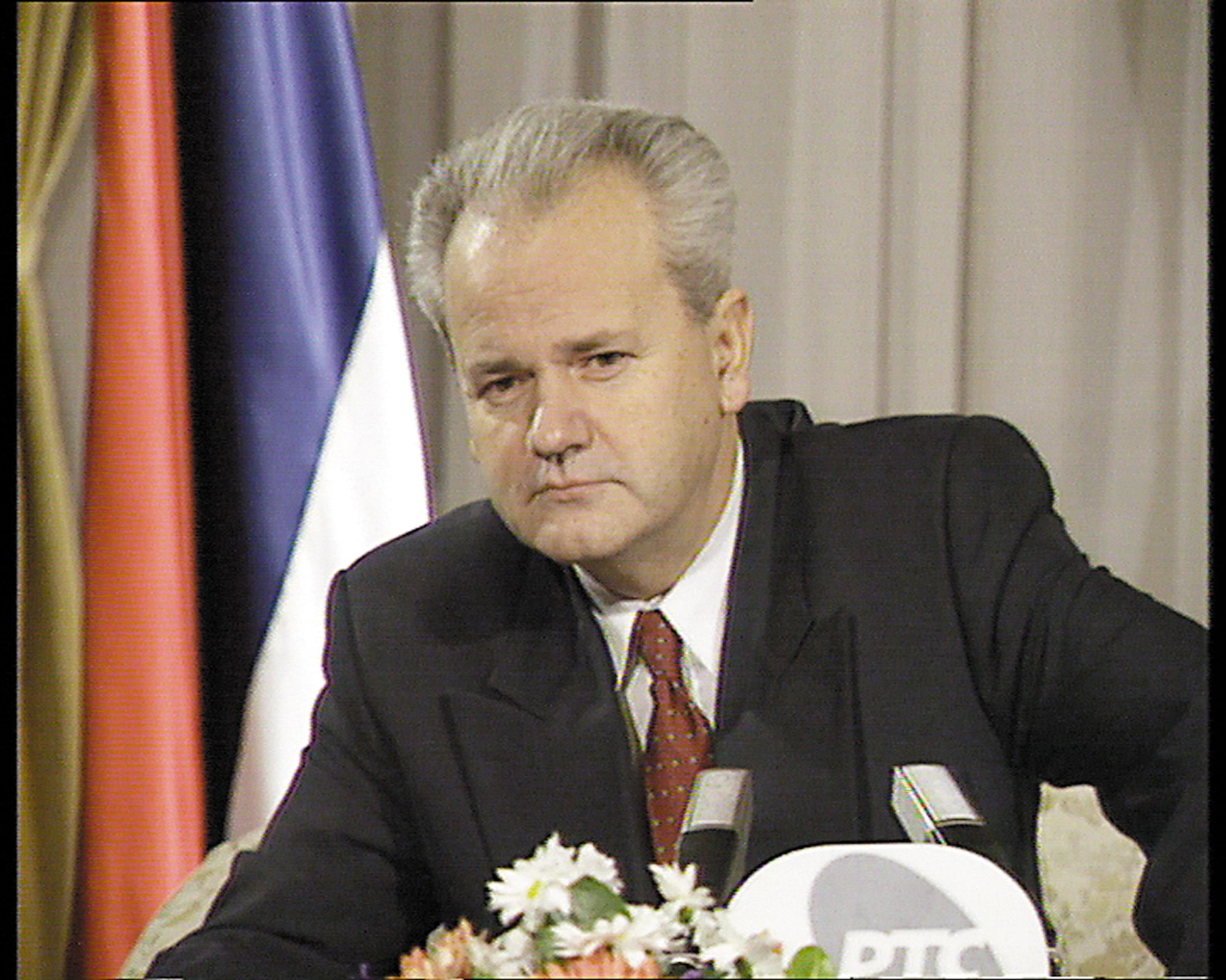 Milosevic Shifts Left to Preserve Yugoslav Majority