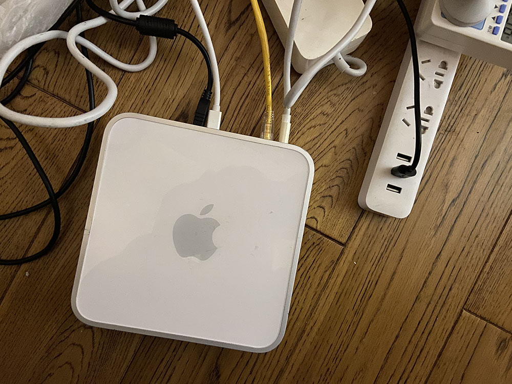 macmini2,1