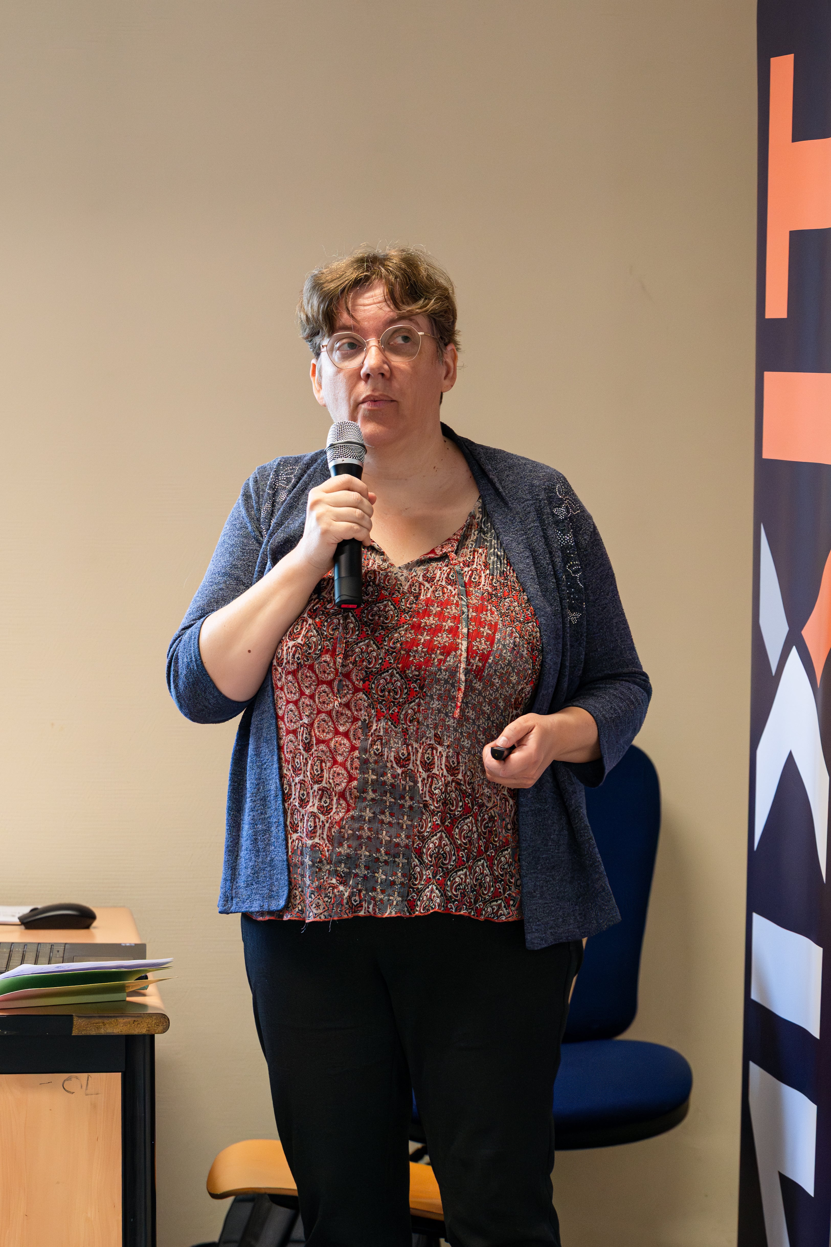 Photo mixit26-J2AM-DianeSevrin-118.jpg from Day 2 Morning,
