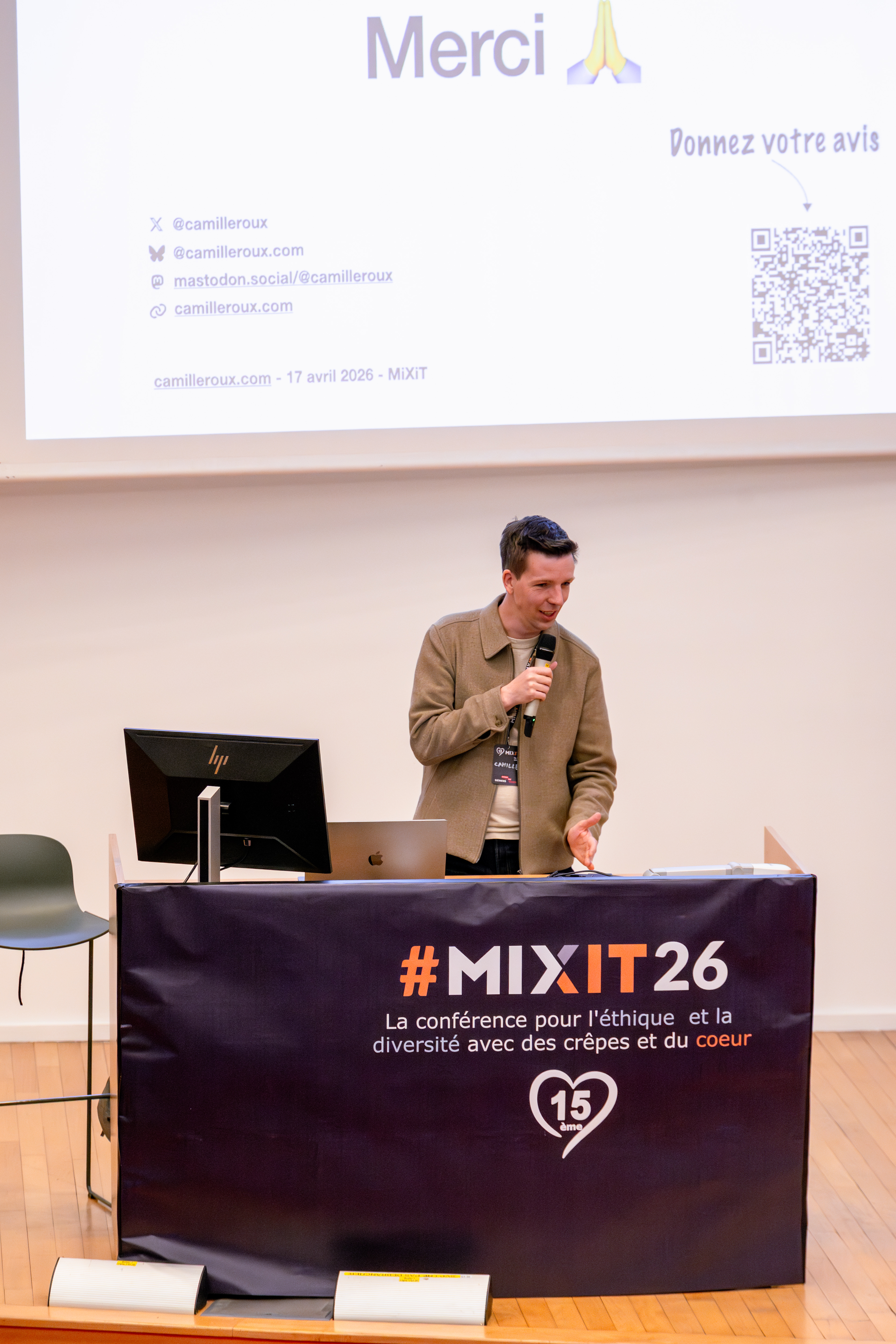 Photo mixit26-J2AM-DianeSevrin-200.jpg from Day 2 Morning,