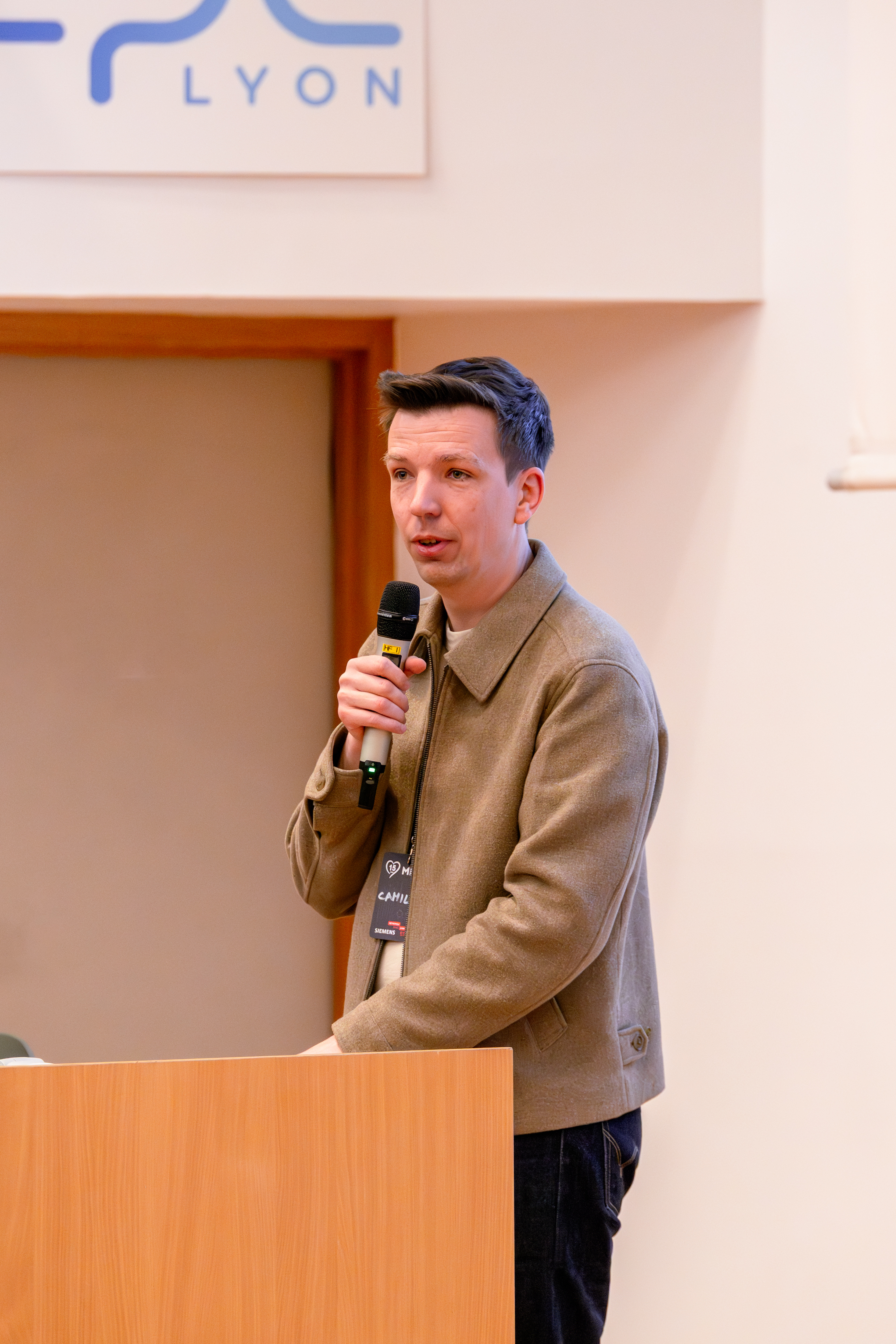 Photo mixit26-J2AM-DianeSevrin-203.jpg from Day 2 Morning,