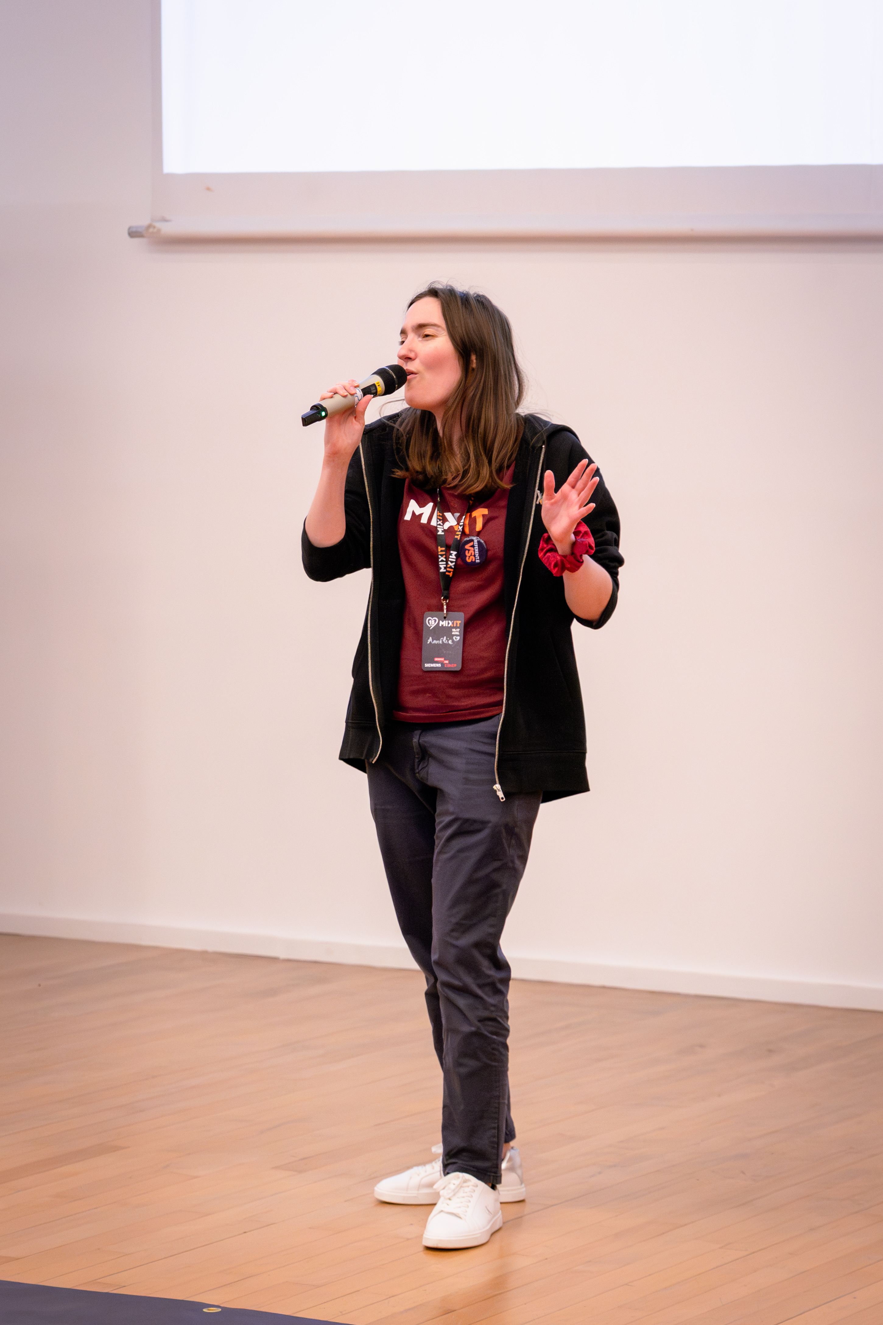 Photo mixit26_J2PM-DianeSevrin-007.jpg from Day 2 Afternoon,