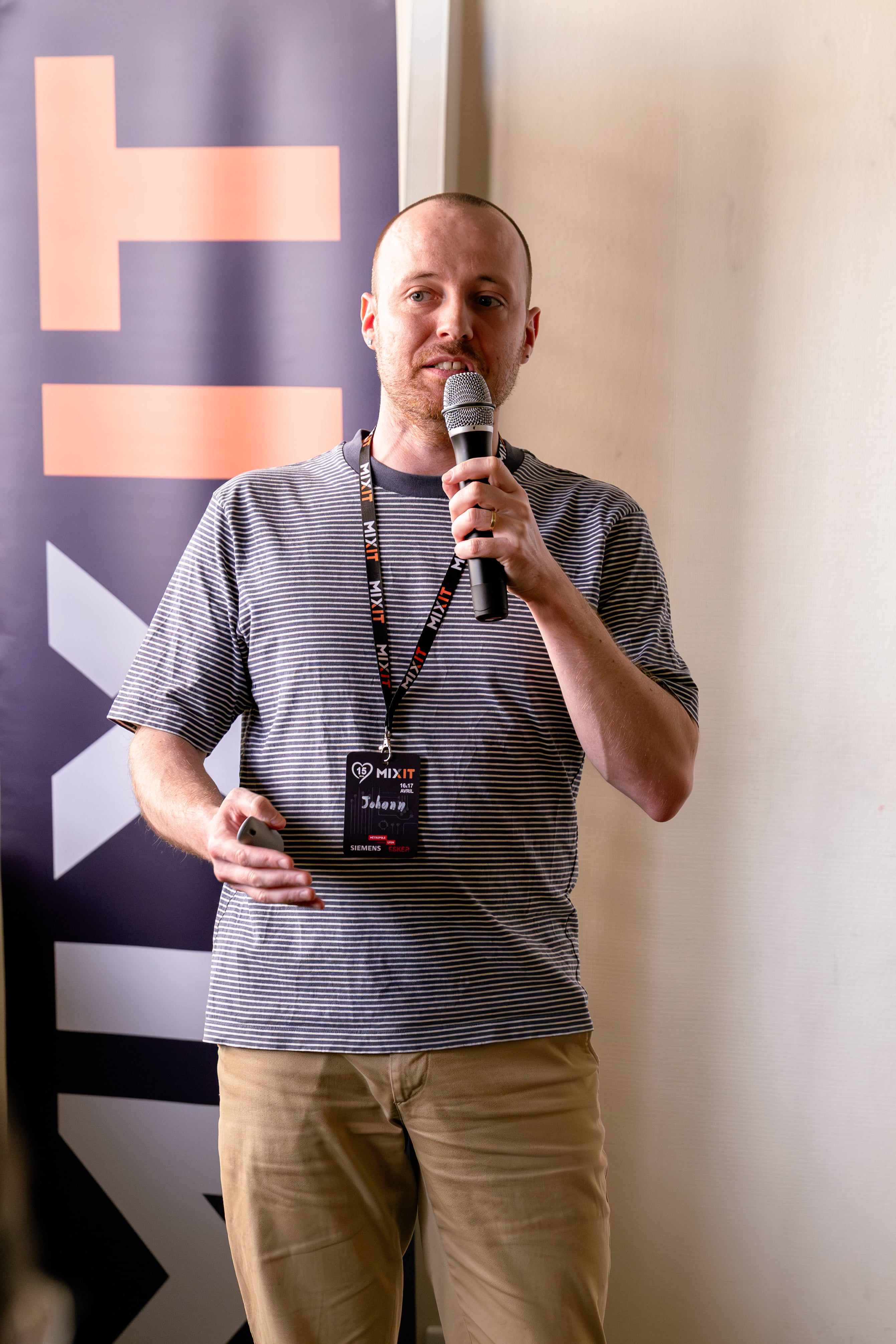 Photo mixit26_J2PM-DianeSevrin-155.jpg from Day 2 Afternoon,