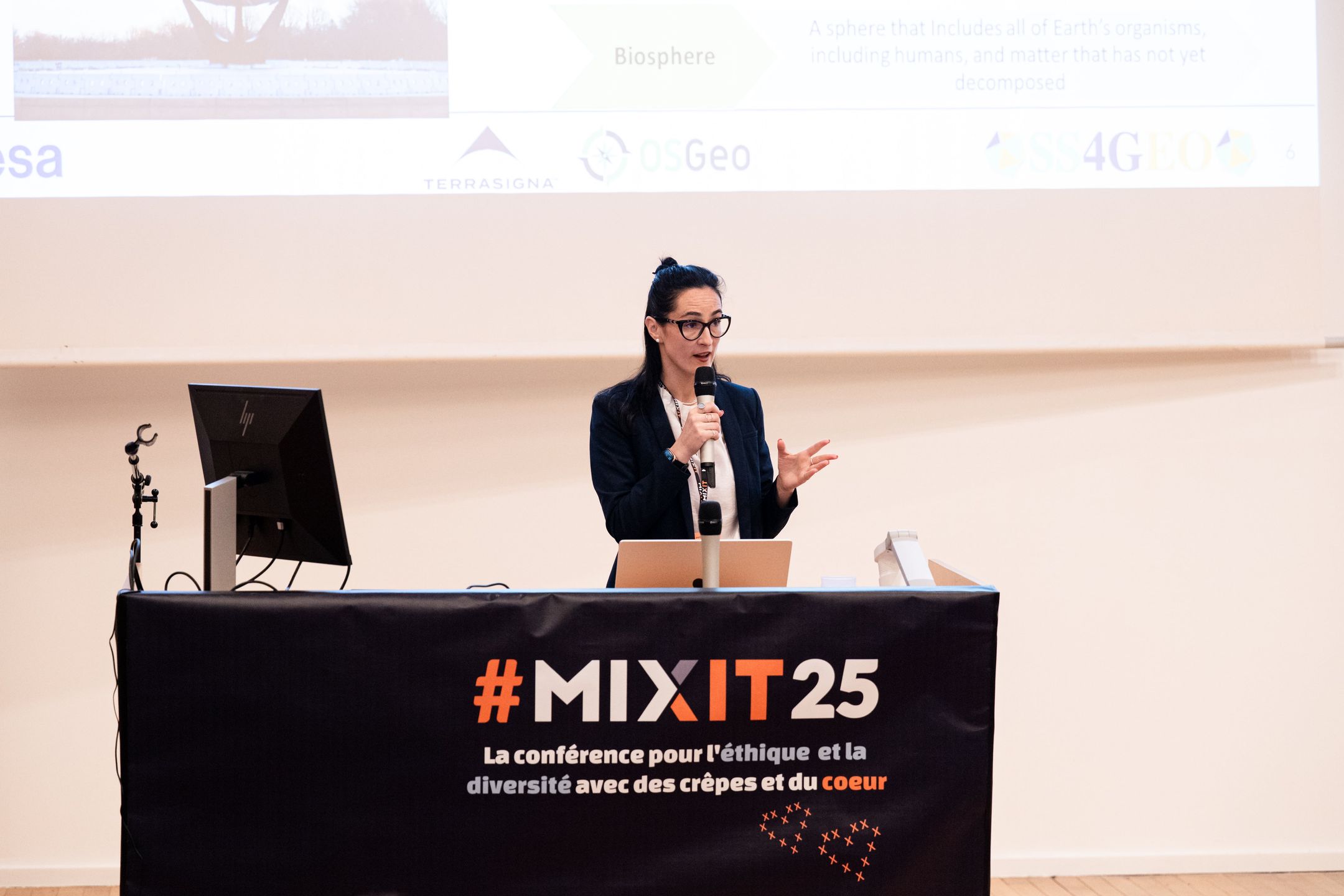 Photo speakers-mixit-J2-17-DianeSevrin.jpg from Speakers