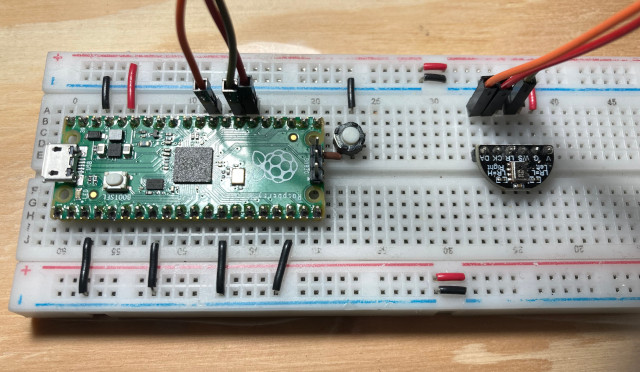 Protoboard with Pico and microphne