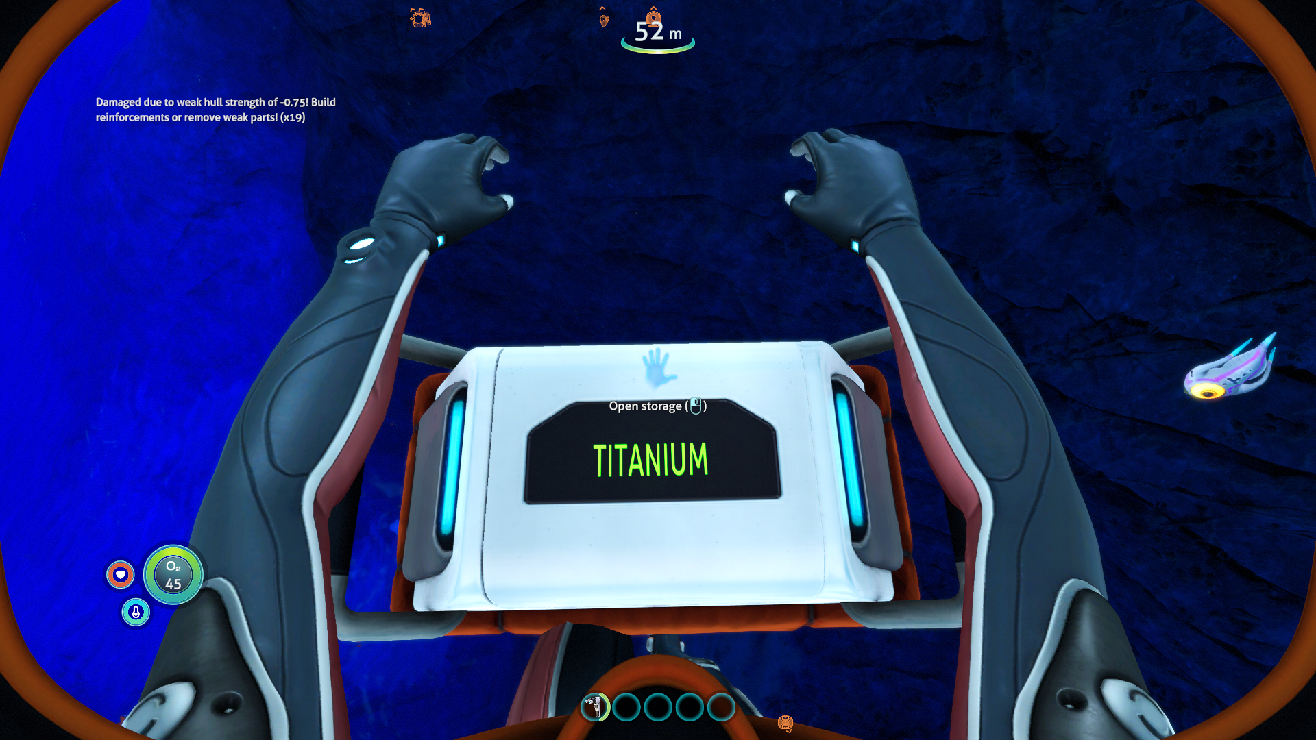 Auto labels on a floating locker