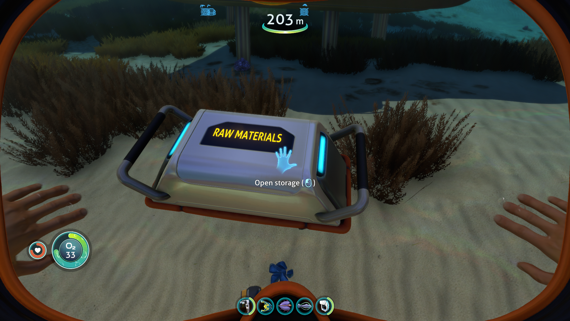 Floating locker
