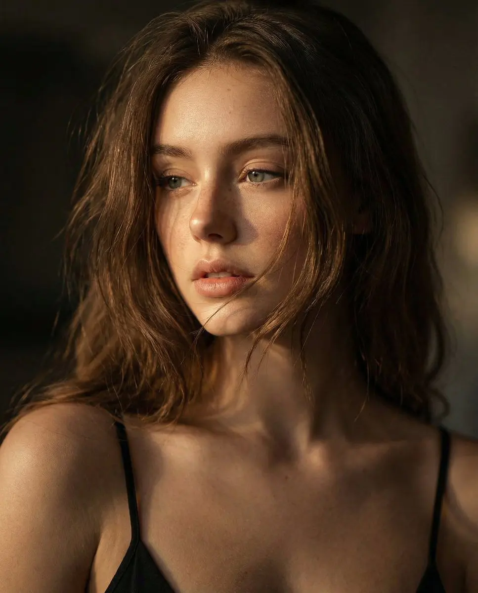 Ultra-realistic Cinematic Close-up Portrait, Replace Subj...