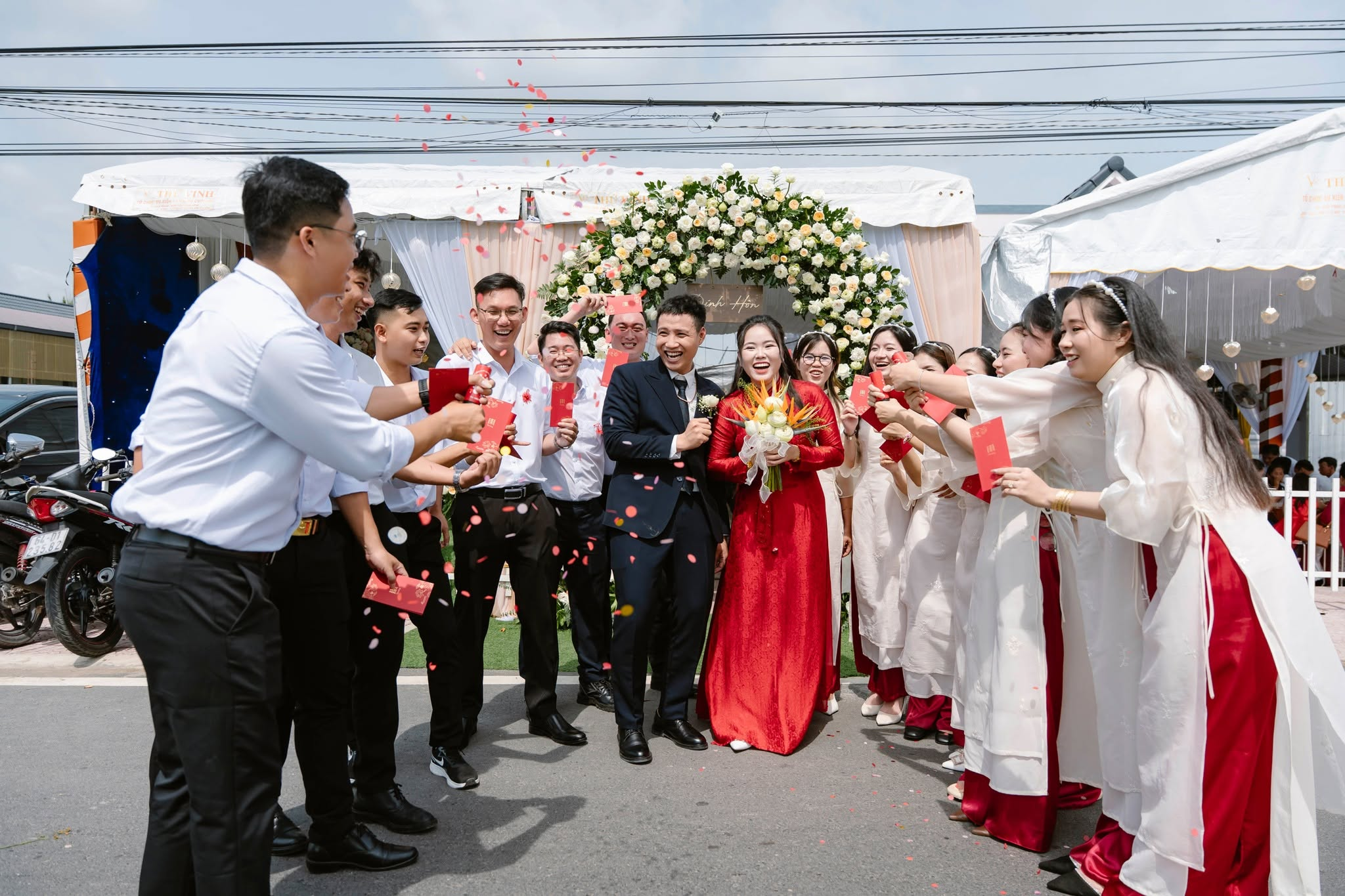 Thảo Ngân & Hoài Thương 10