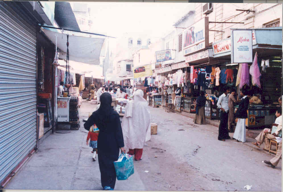 karachi-market.jpg