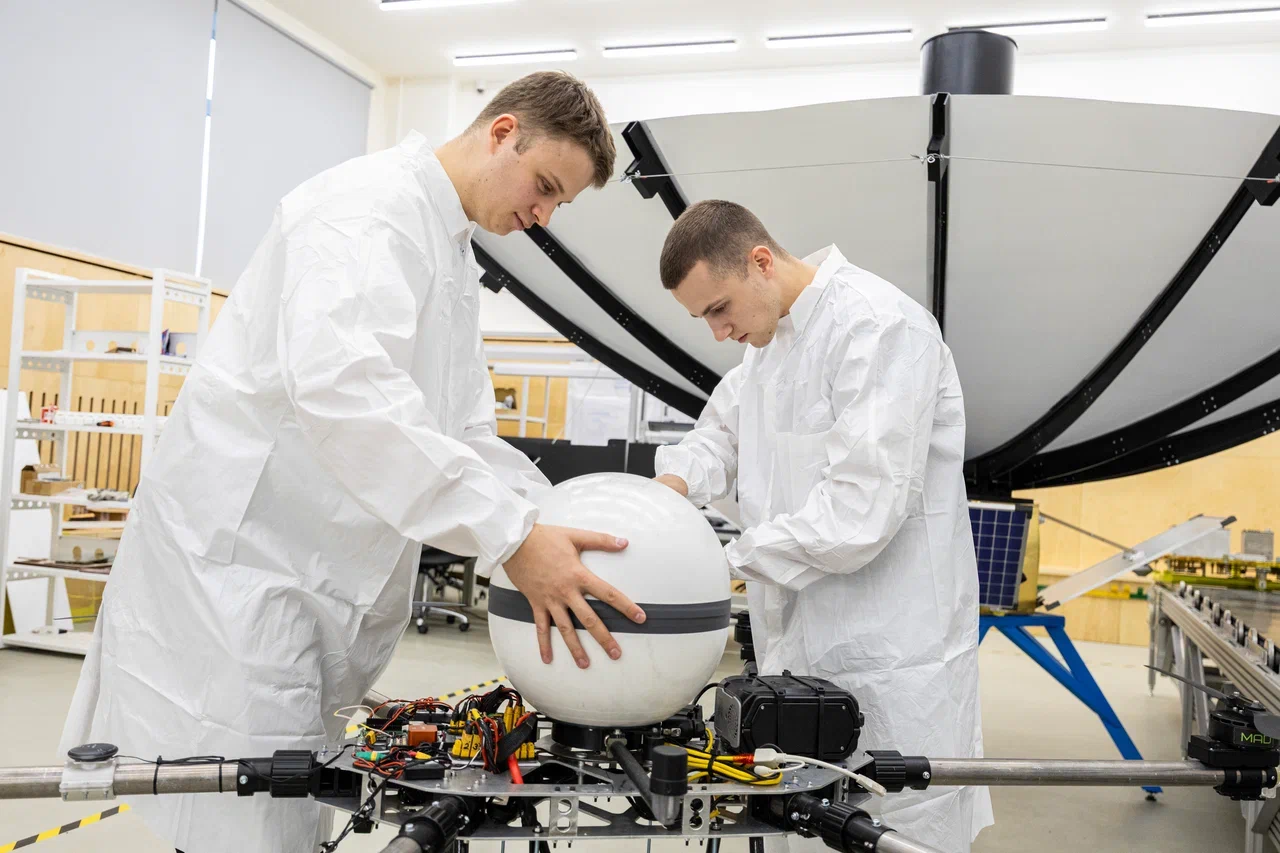 Цифровой купол планеты