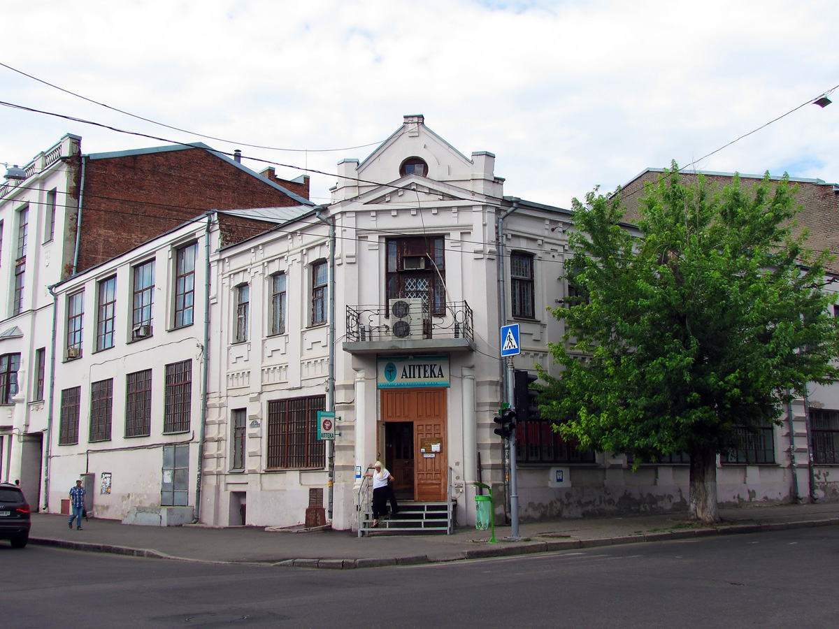 Комплекс складських та адміністративних будівель