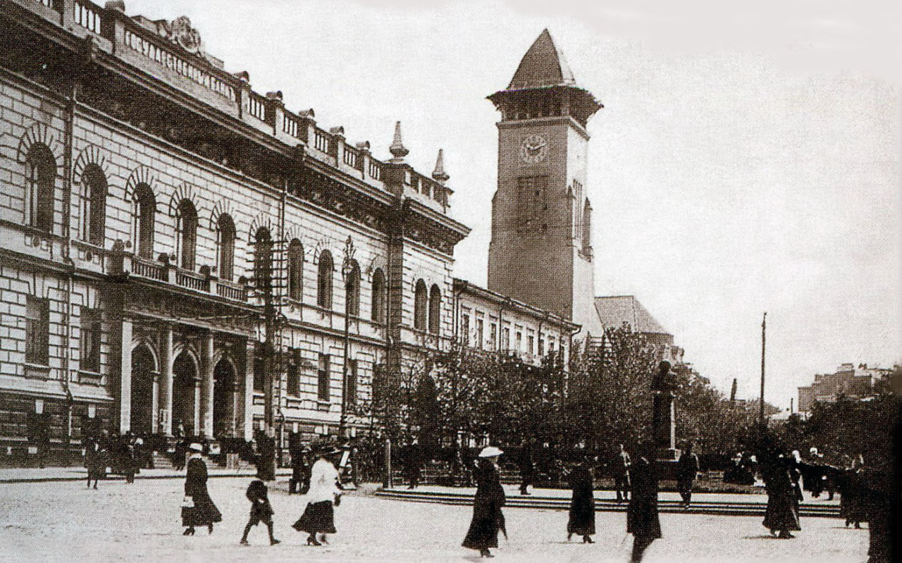 Будівля на початку ХХ століття