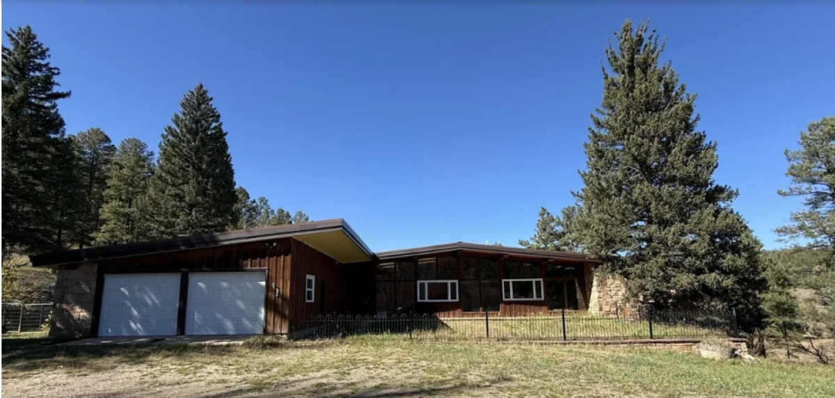 26 Camino Verde, Montezuma, NM