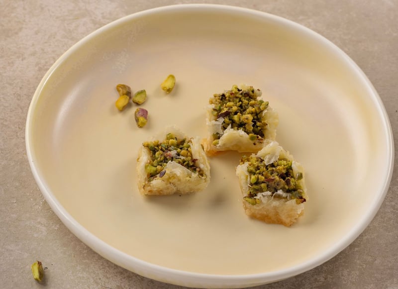صرة فستق حلبي