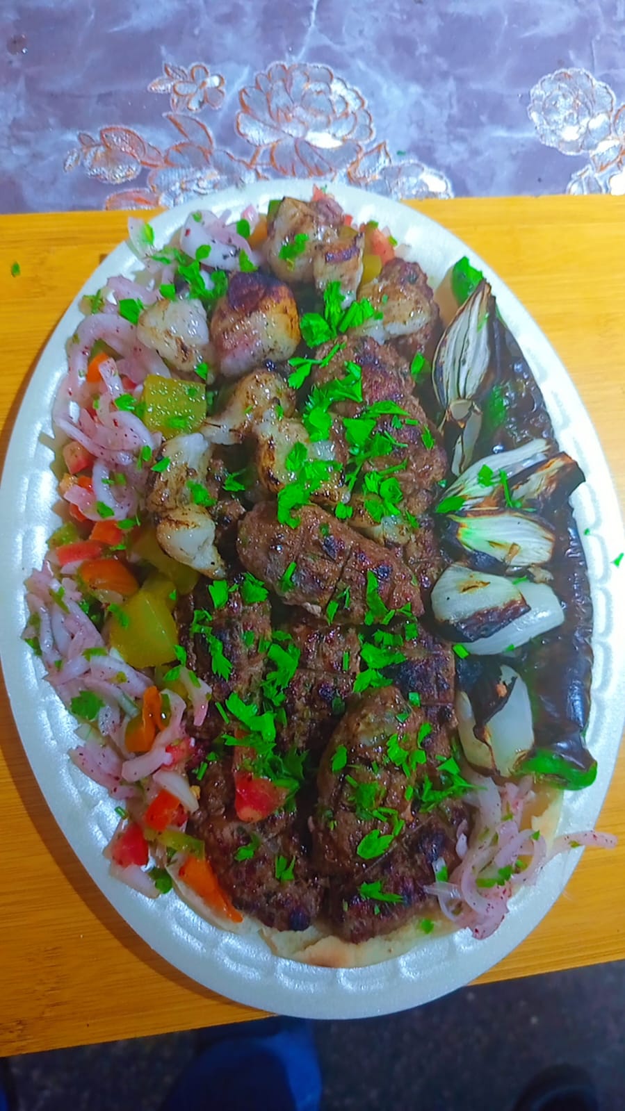 كباب عجل وخاروف