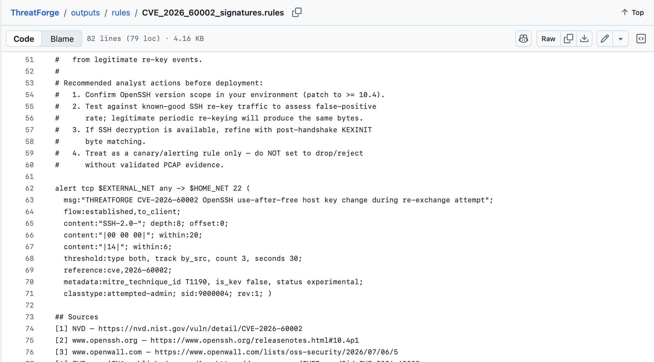 GitHub 上的 Suricata 签名文件,显示了分析师指导注释和带编号的 Sources 页脚
