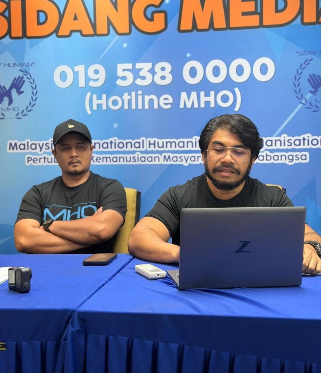 Datuk Hishamuddin Hashim bersama wakil MHO