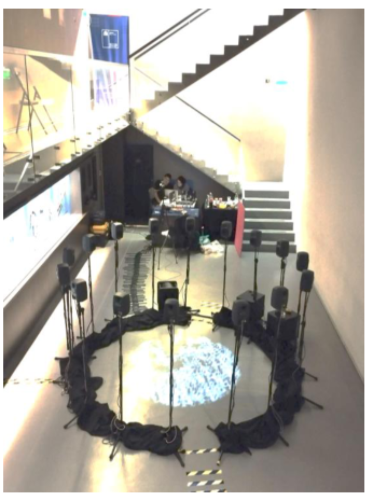 原论文 Figure 3:Listening test setup at the CIPTLAM museum in Valdivia, Chile.