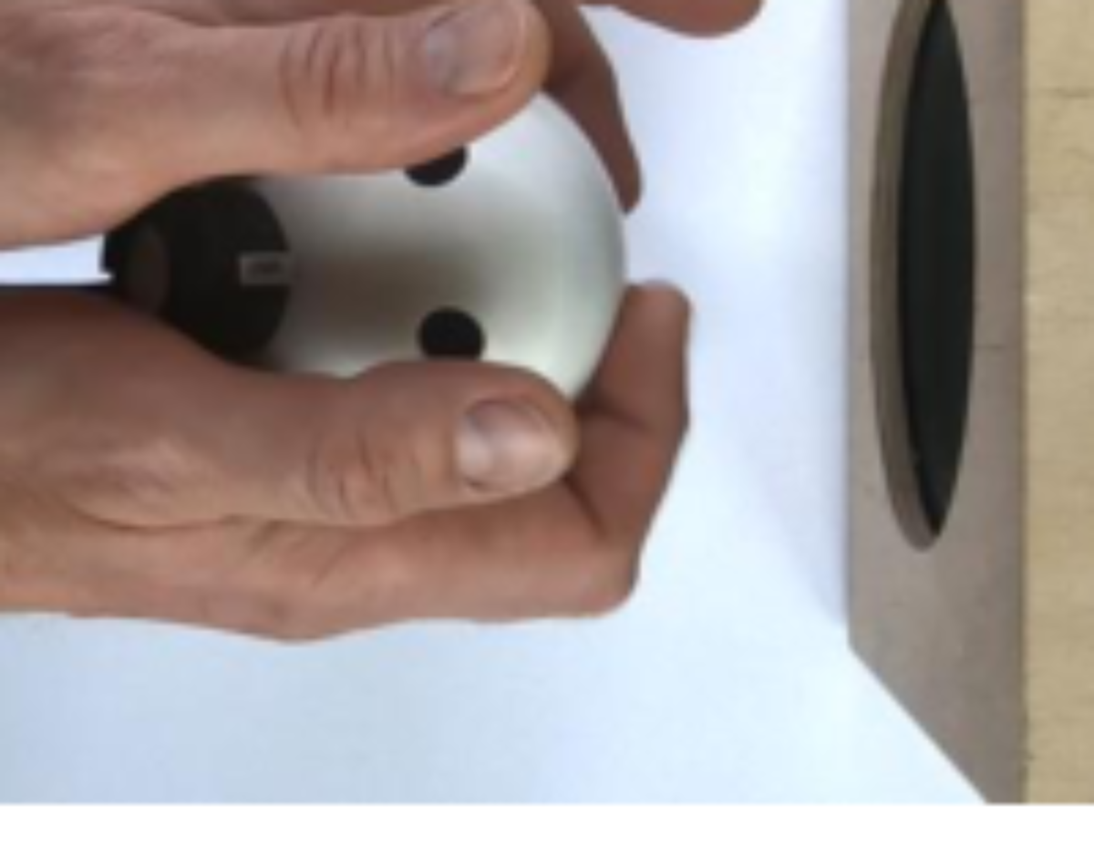 原论文 Figure 7:Playing the Feedback Ocarina