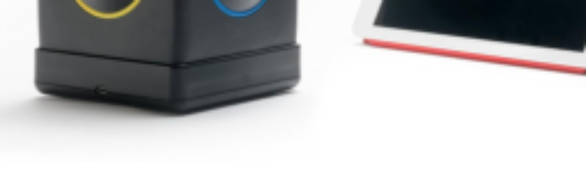 原论文 Figure 2:Skoog 2.0 connected to IPad.