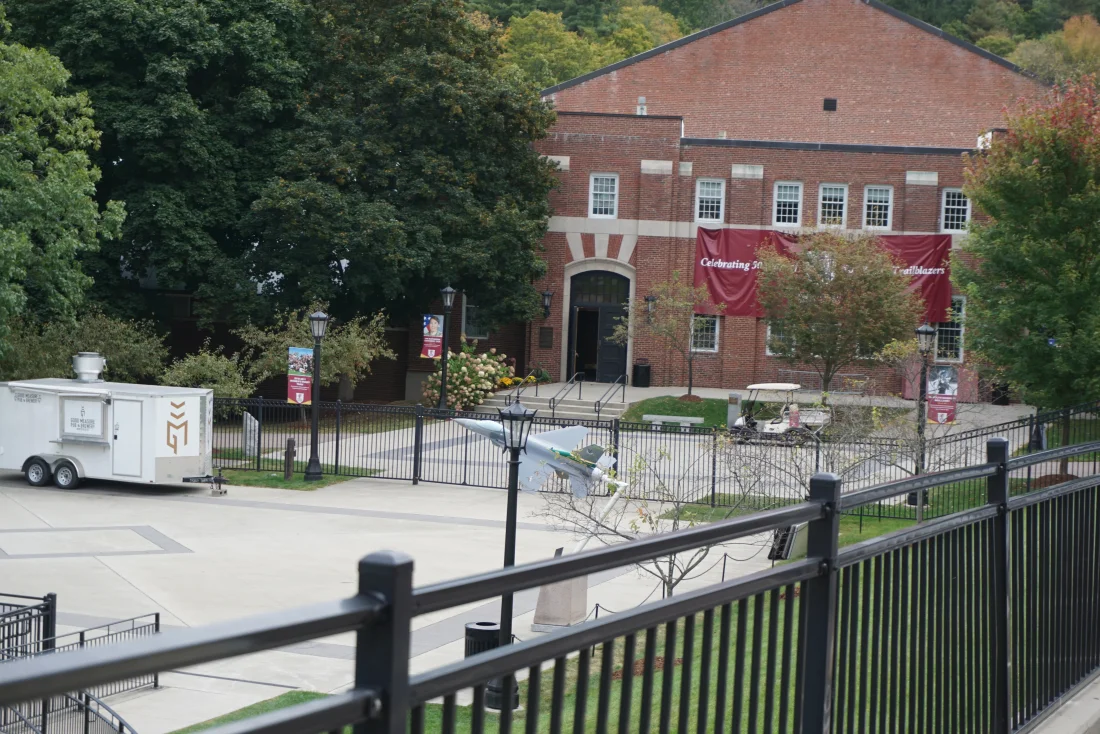norwich university loves good measure brewing and jets
