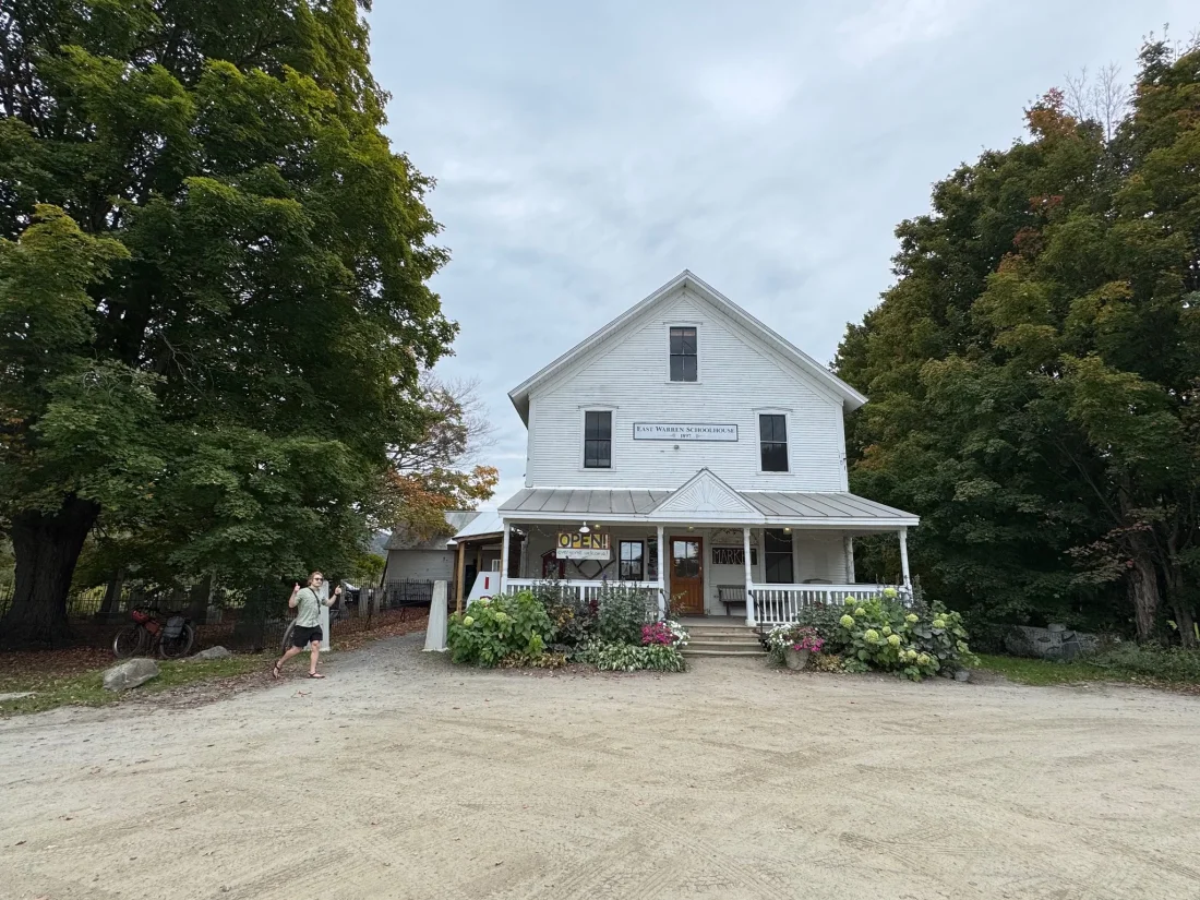 east warren market: two thumbs up