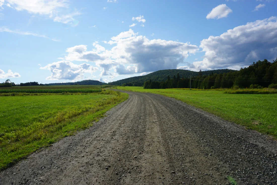 figure 21: a less-pointy dirt road